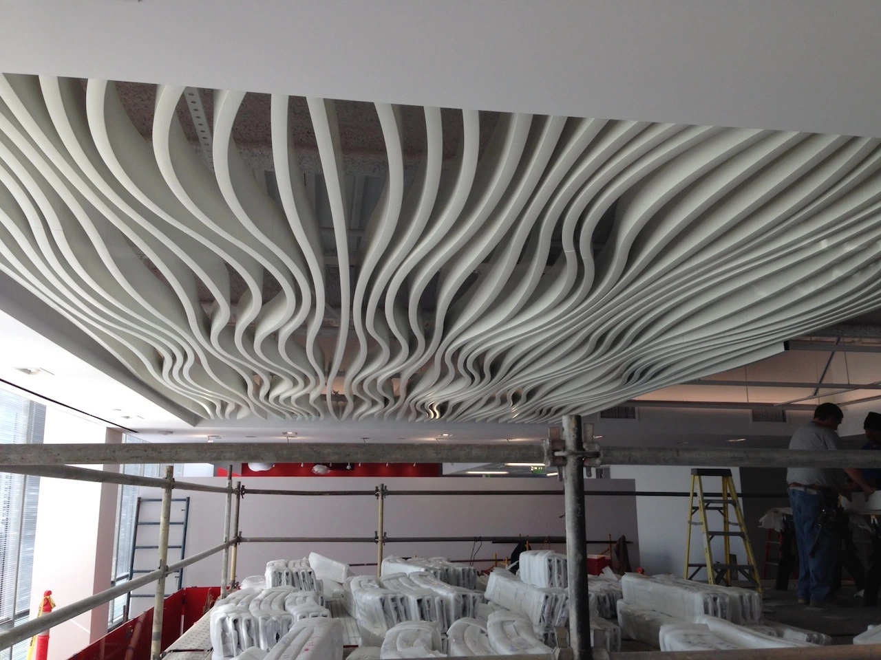 Curved Ceiling Design Custom Aluminum Fireproof Wave Baffle Ceiling Tile for Interior Wall Roof Decoration