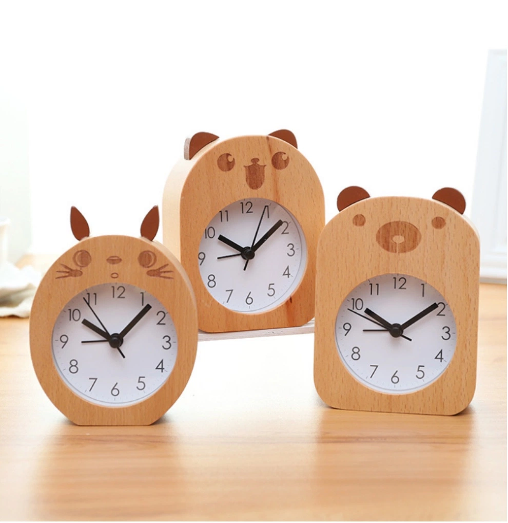 European-Style Wood Animal Mute Clock Living Room Bedroom Cartoon Quartz