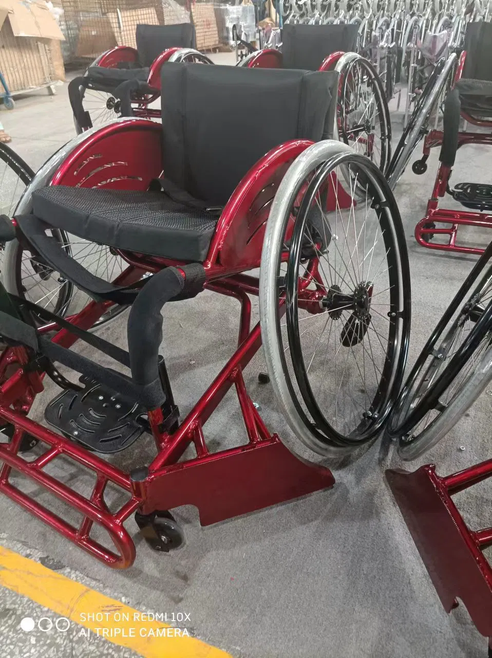 Rehabilitation Therapy Supplier Lightweight Aluminum Alloy Steel Frame Rugby Wheelchair for Selling