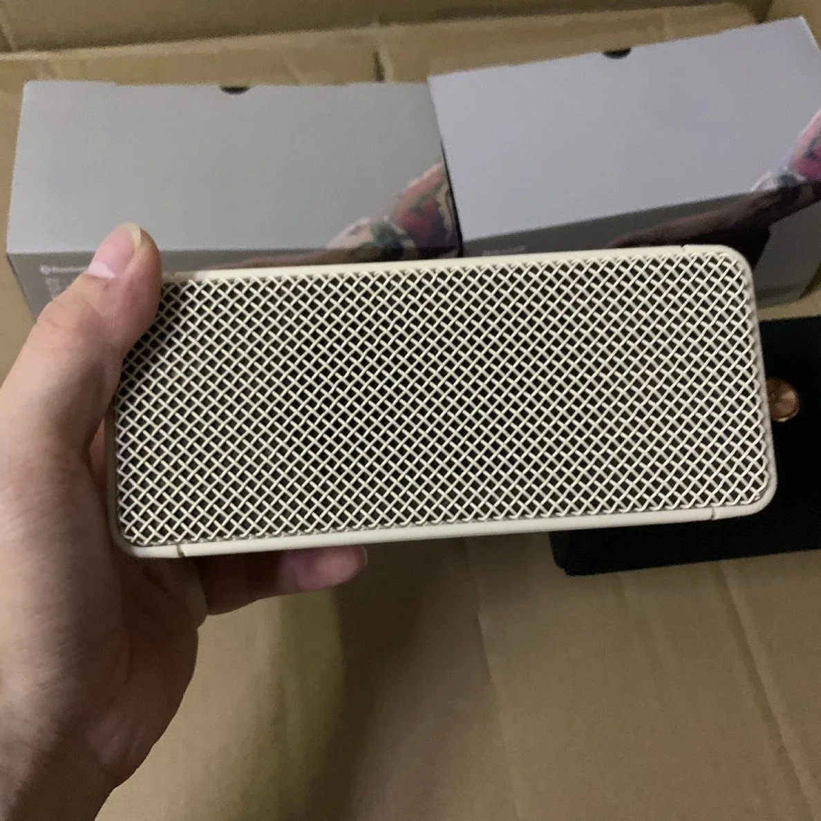 2023 New Portable Speakers Ipx7 Waterproof Metal Net Rock Stereo Mini Wireless Loudspeaker Emberton Bt Speaker