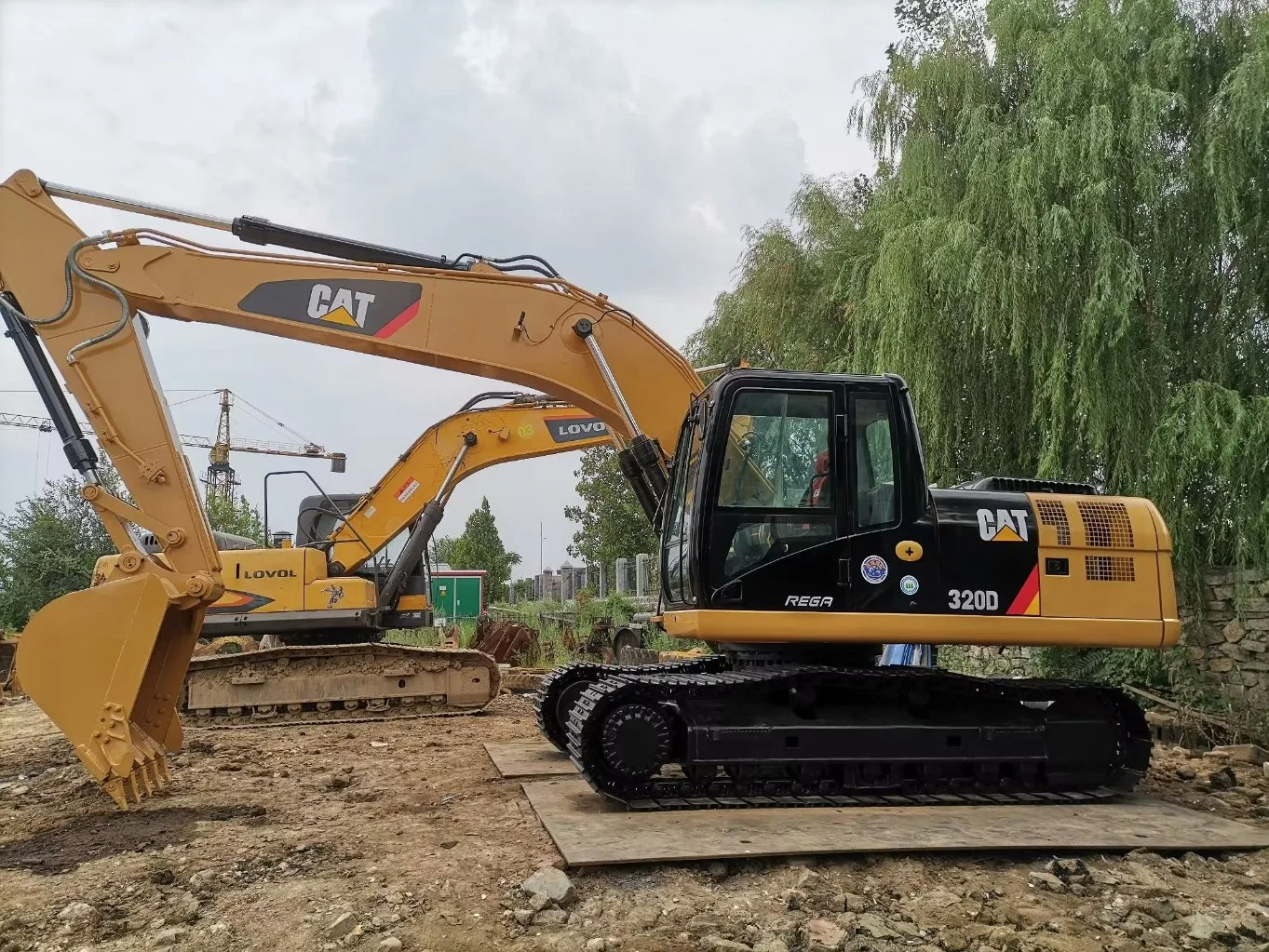 الحفار Cat 320D المستخدم Cat 320D 336D في حالة جيدة حالة العمل في الأسهم رخيصة للبيع