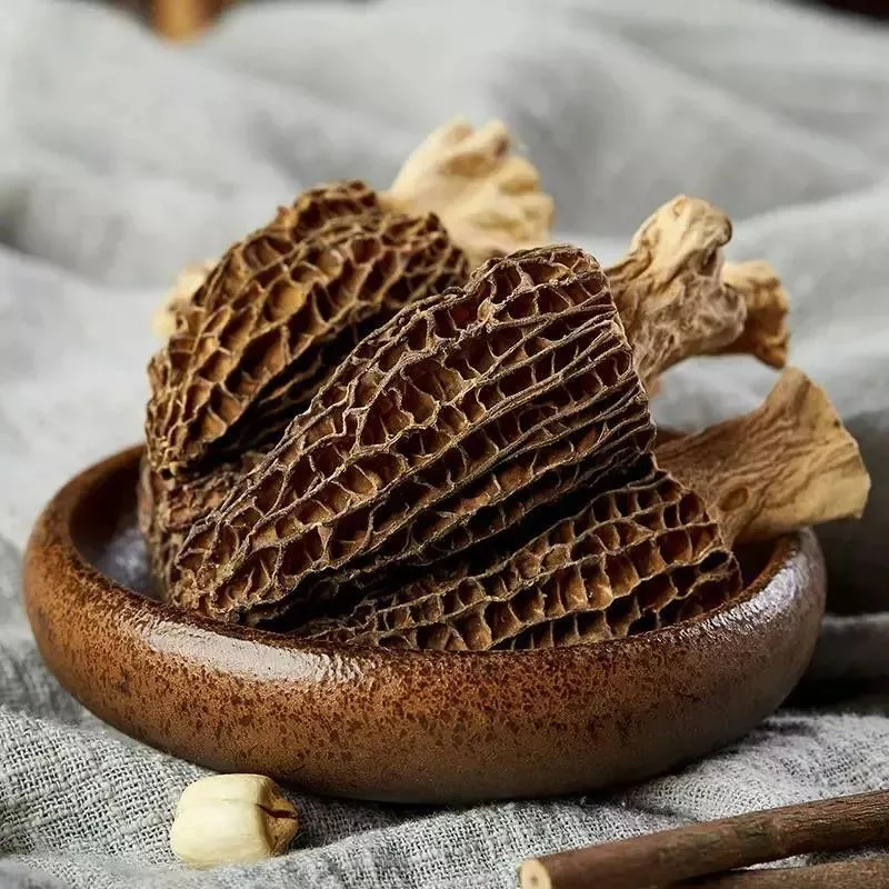 Fournisseur de champignons séchés en gros Shiitake, huître/champignon de Paris Agaricus Bisporus/Porcini/Morel/Boletus/Lions Mane Hericium Erinaceus/Champignon noir/Champignon sauvage