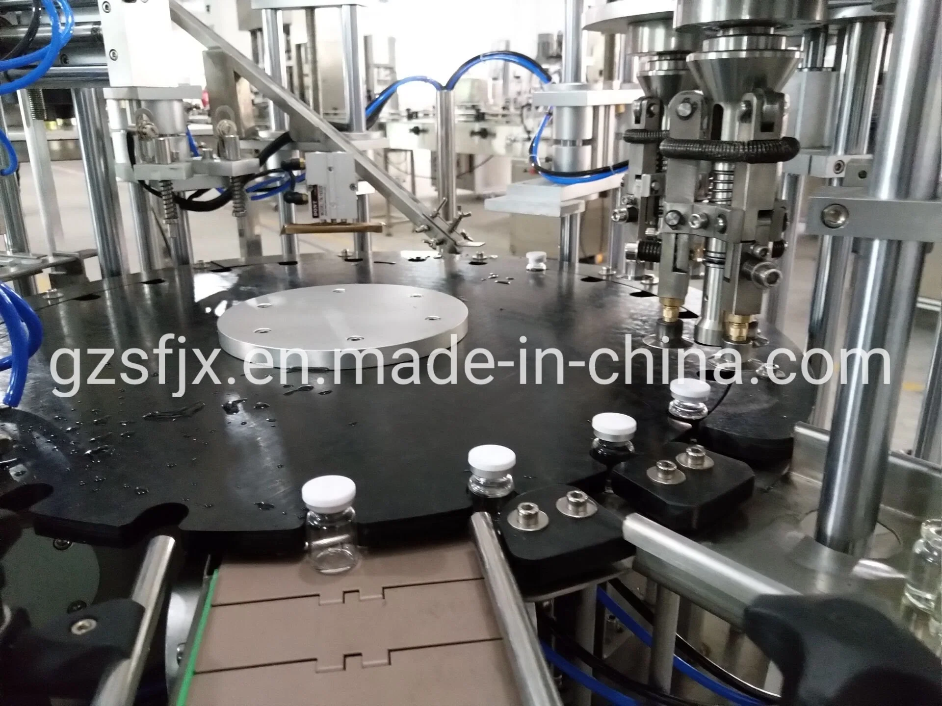 Small Capacity Essential Oil Bottle Automatic Liquid Filling Sealing Packing Machine