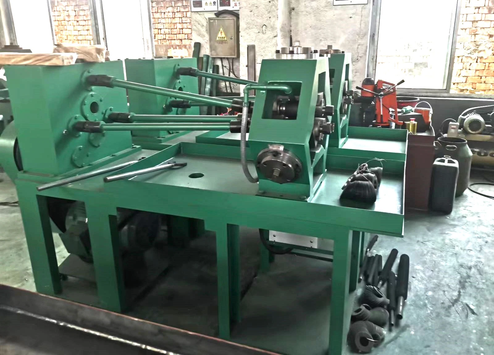 Datang Corrosion Resistant Fin Tube Welding Mill Machine Pipe Roll Forming Machine