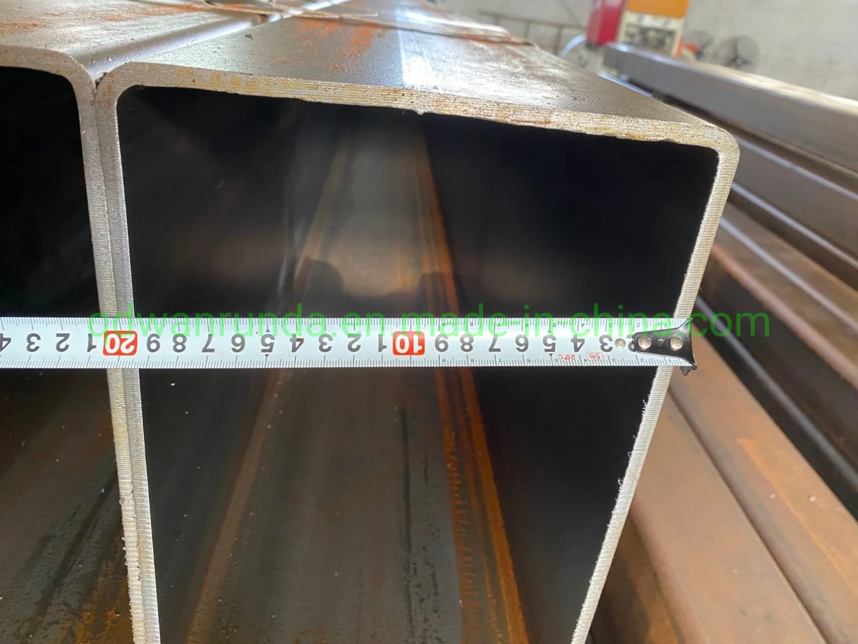 Material Grade Q355b Rectangular Steel Tube (RHS) 300X200X6mm X 6000mm Surface Anti-Rust Oil Covered