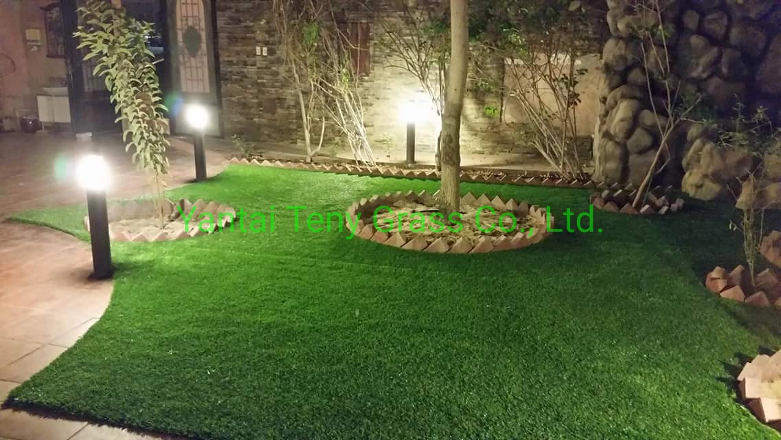 بيع حشائش اصطناعية ملونة من نوع Turf Field Turf للحصول على ديكور داخلى أو خارجى