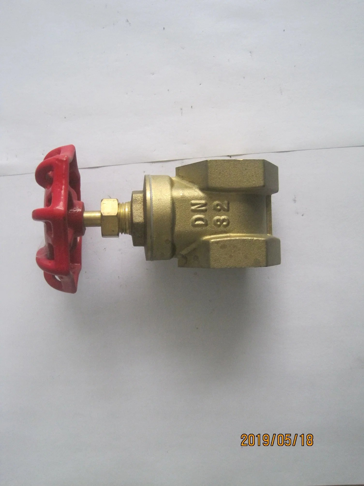 1 1/2 Inch Brass Stem Aluminum Handwheel Gate Globe Valve