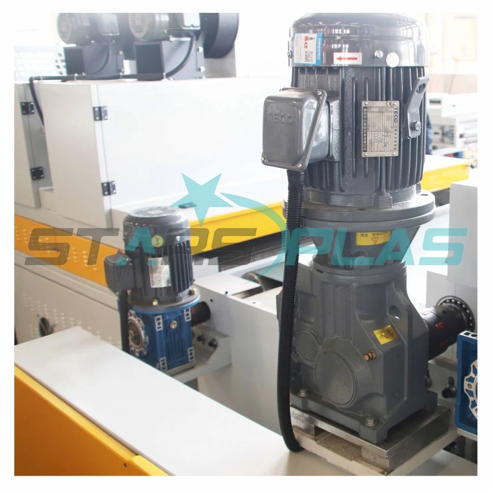 UV Coating Machine, Starsplas Hot Sales Spc Production Line Making Production Equipment