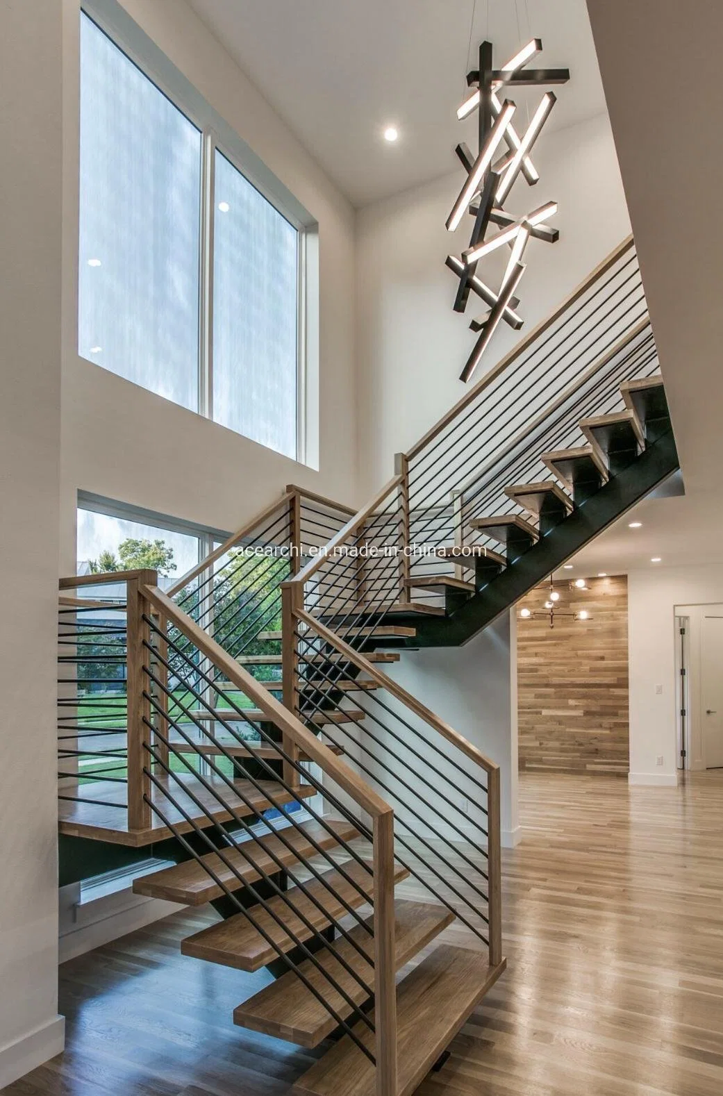 Modern Steel Straight U-Shaped Stair Solid Wood Tread Glass Balustrade Design for Villa