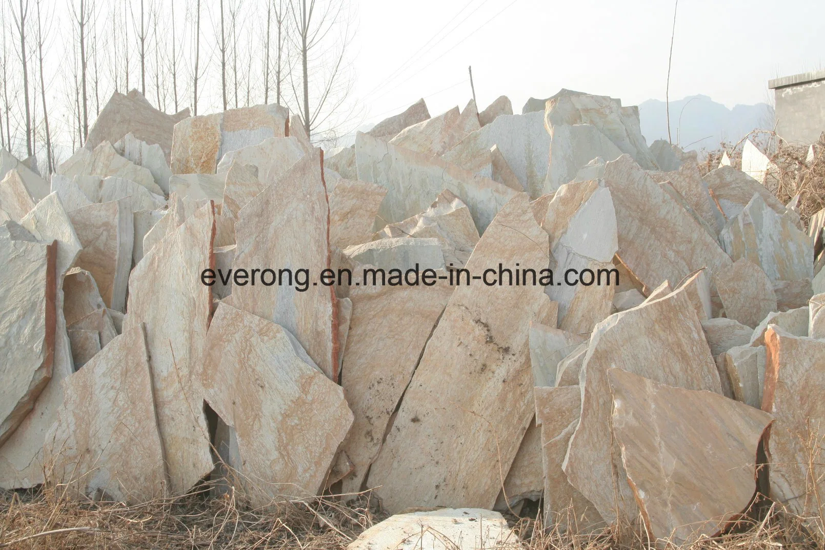 Cheap Yellow Rusty Irregular Random Shape Natural Stone Raw Slate Tile