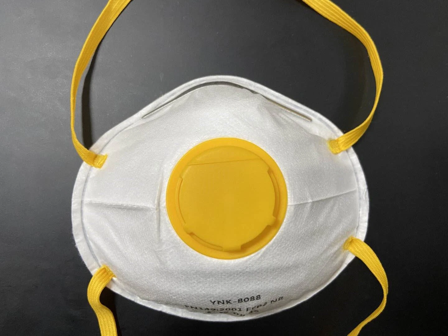 KN95/FFP2 N99/FFP3 P2 4ply 4 Layer KN95 Pm2.5 3D Folding Respiratory Facemask Face Mask in Stock Without Valve