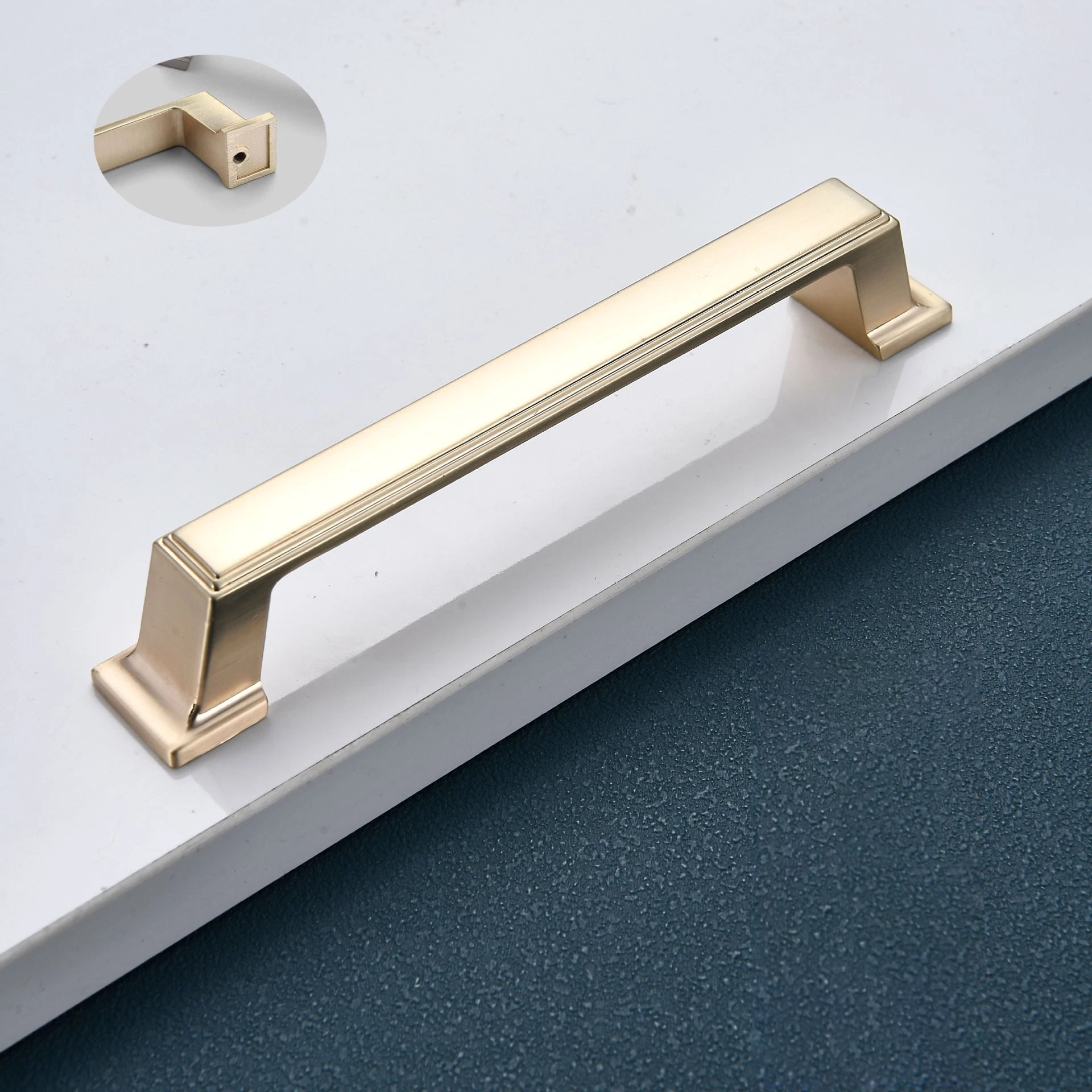 Door Furniture Supplier Bathroom Cabinet Hardware Handles and Pulls