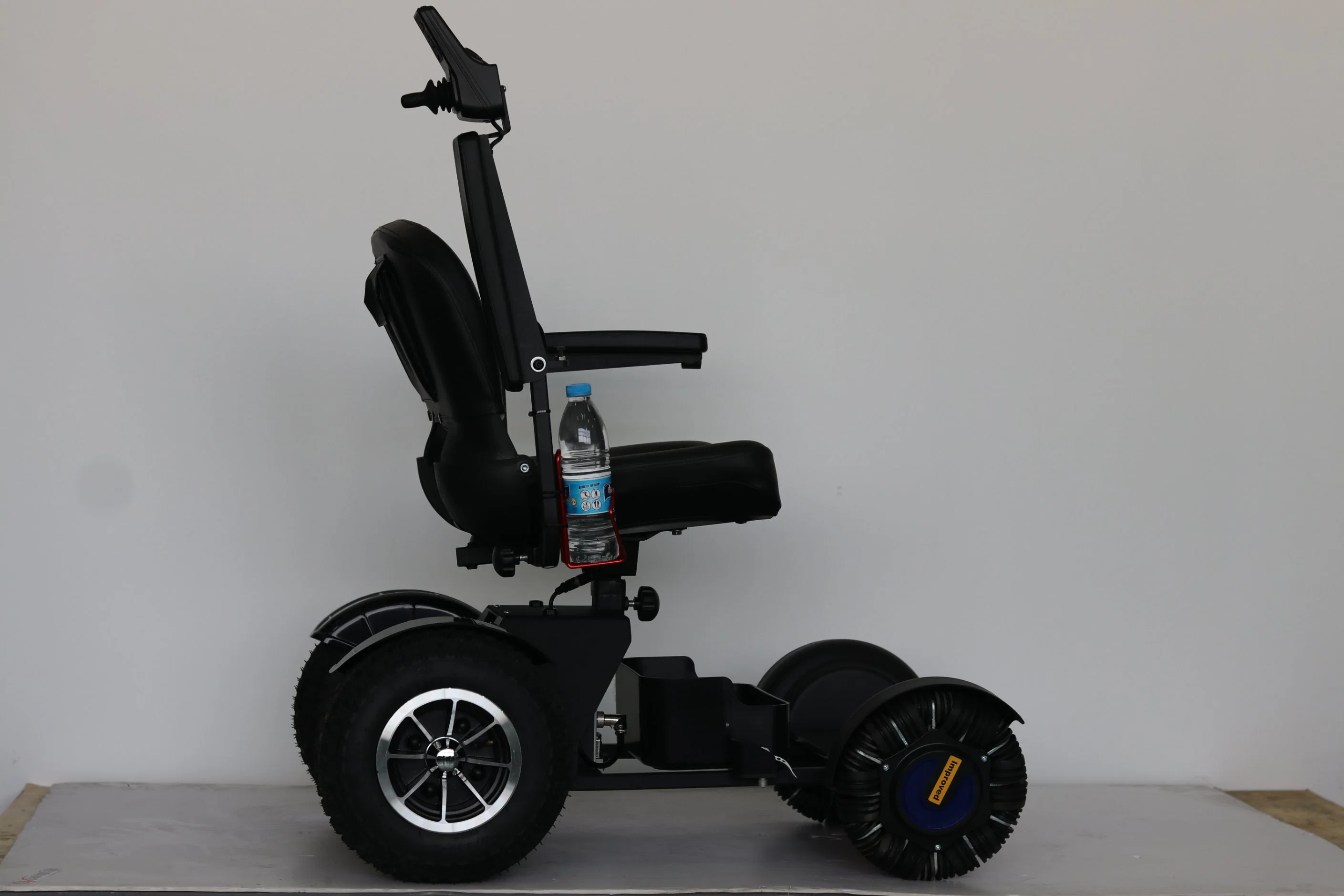 150kg New Medical Equipment Mobility Wheelchair Electric Power Therapy Supplies Scooter OEM