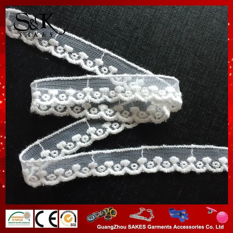 Fashion Design Embroidery Cotton Lace with Cotton Mesh for Garments