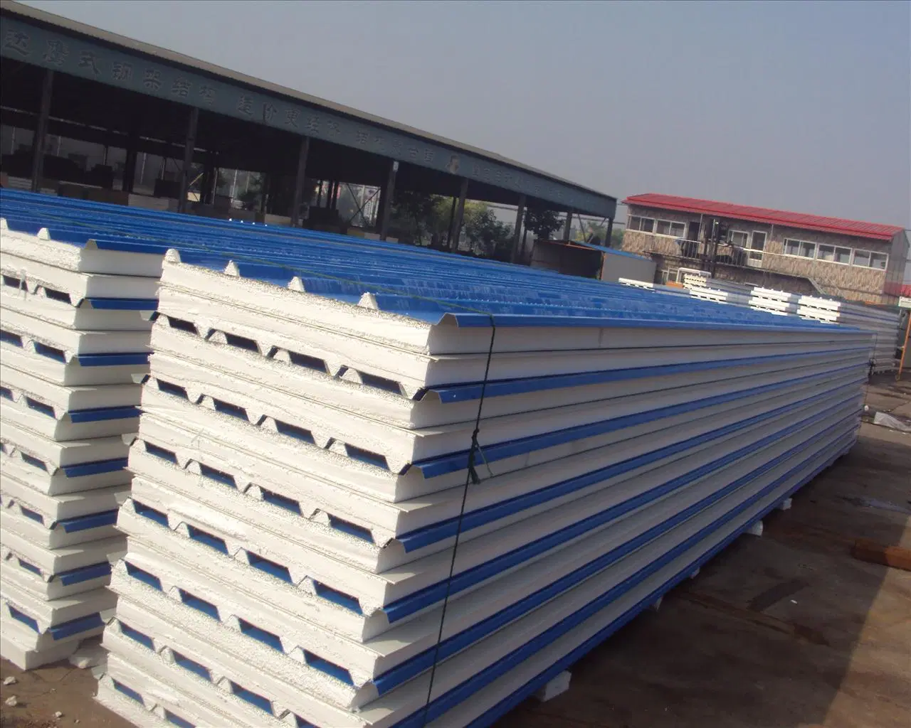 Tongue and Groove Type Factory Price Construction Building Material Insulated 50mm/75mm/80mm EPS Sandwich Panel