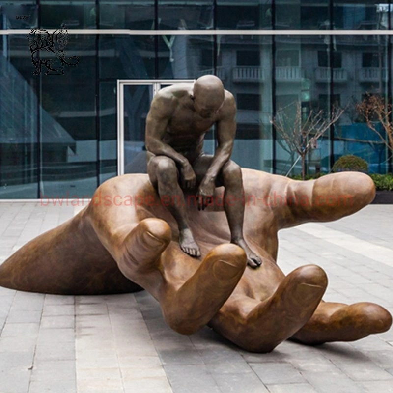 Estatua de bronce Resumen de Jardín Piscina hombre desnudo sentado en gran parte de la Escultura