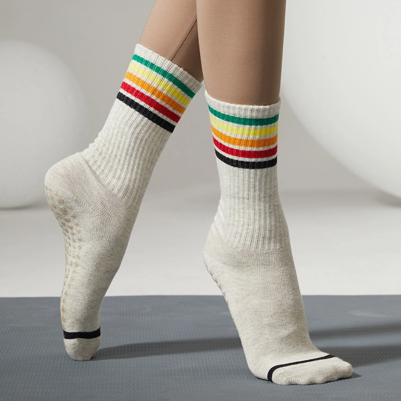 Women High quality/High cost performance  Striped MID-Barrel Yoga Socks