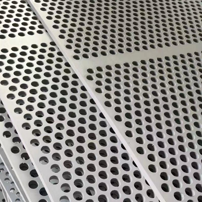 Customized Manufacturer Punching Metal Perforated Titanium Mesh Sheet