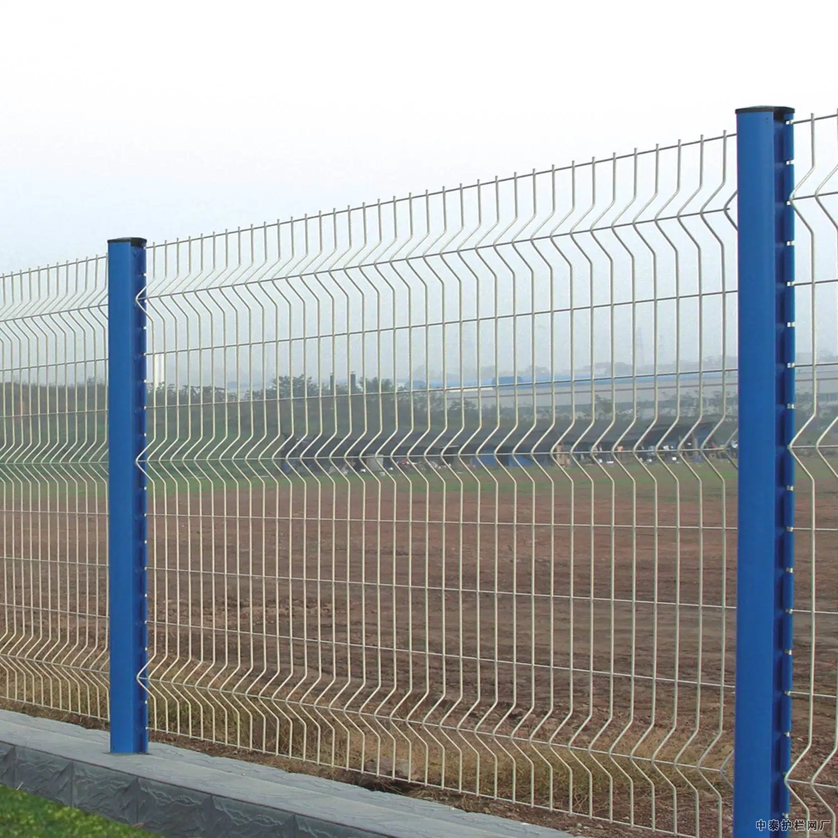 White Galvanized Welded Wire Mesh Fence Self-Lock V Curved Anti-Climb Metal Fence