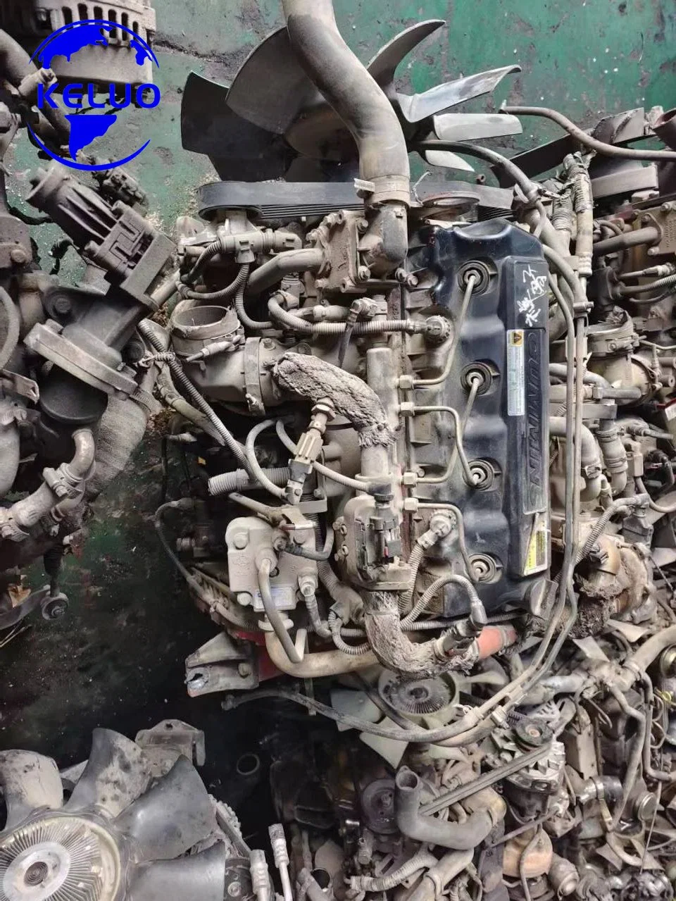 Motor diesel marino de segunda mano/usado/reconstruido Deutz Hyundai Daewoo Volvo Nissan Weichai Yuchai