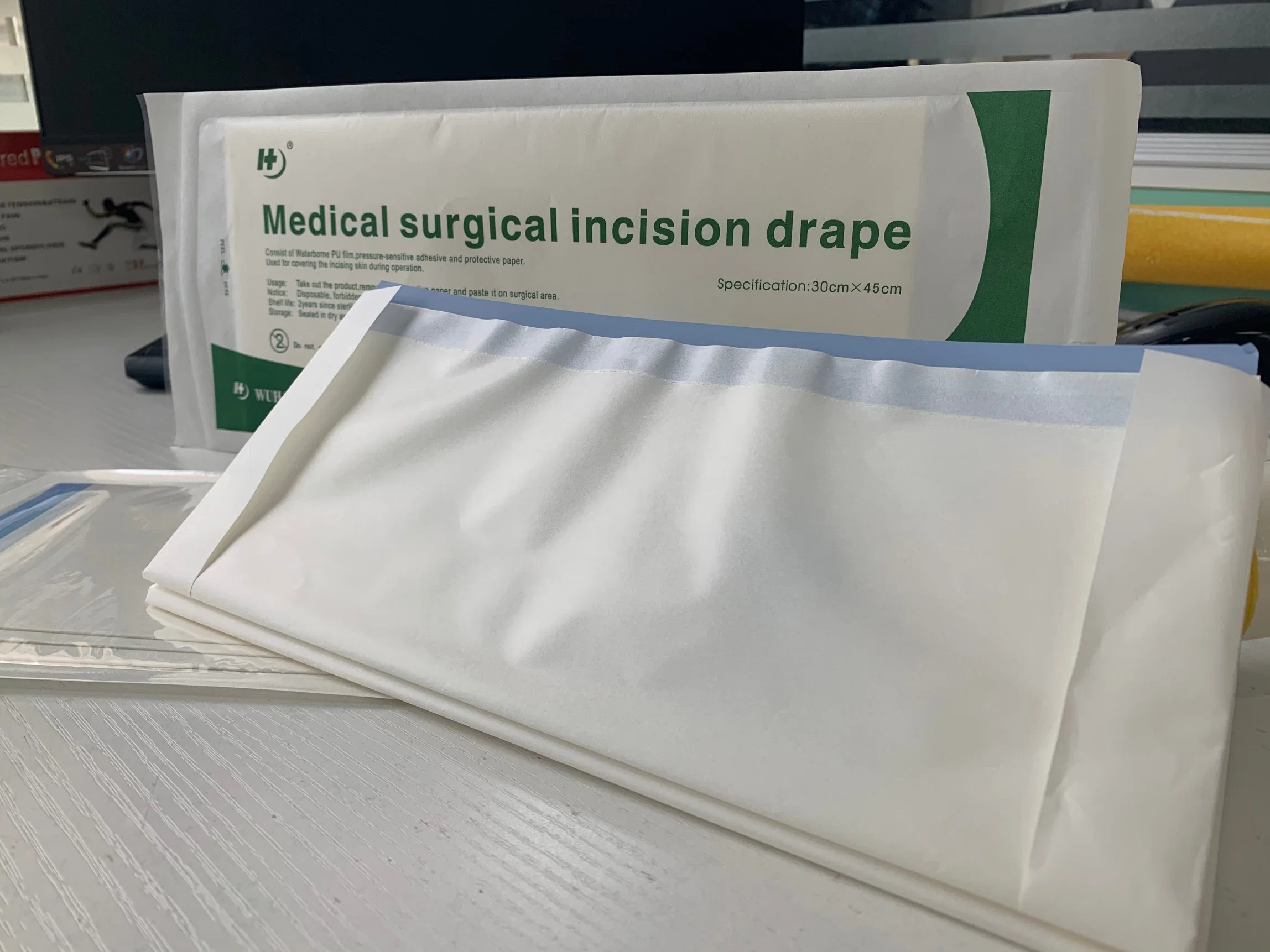 China Manufacturer Surgical Incision Dressing Film 30*40cm Medical Sterile PE Incise Drape