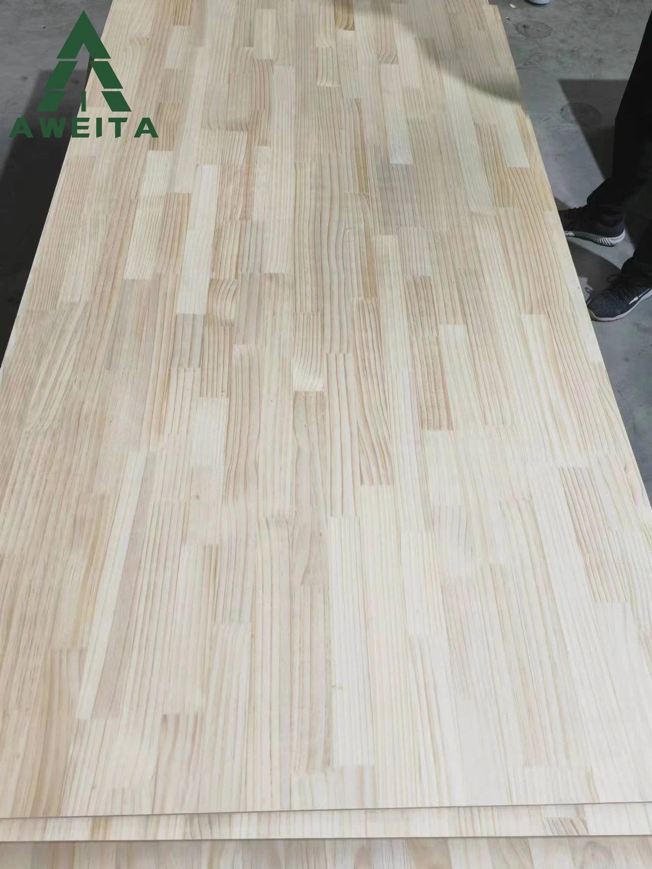 Paneles de madera de pino para muebles