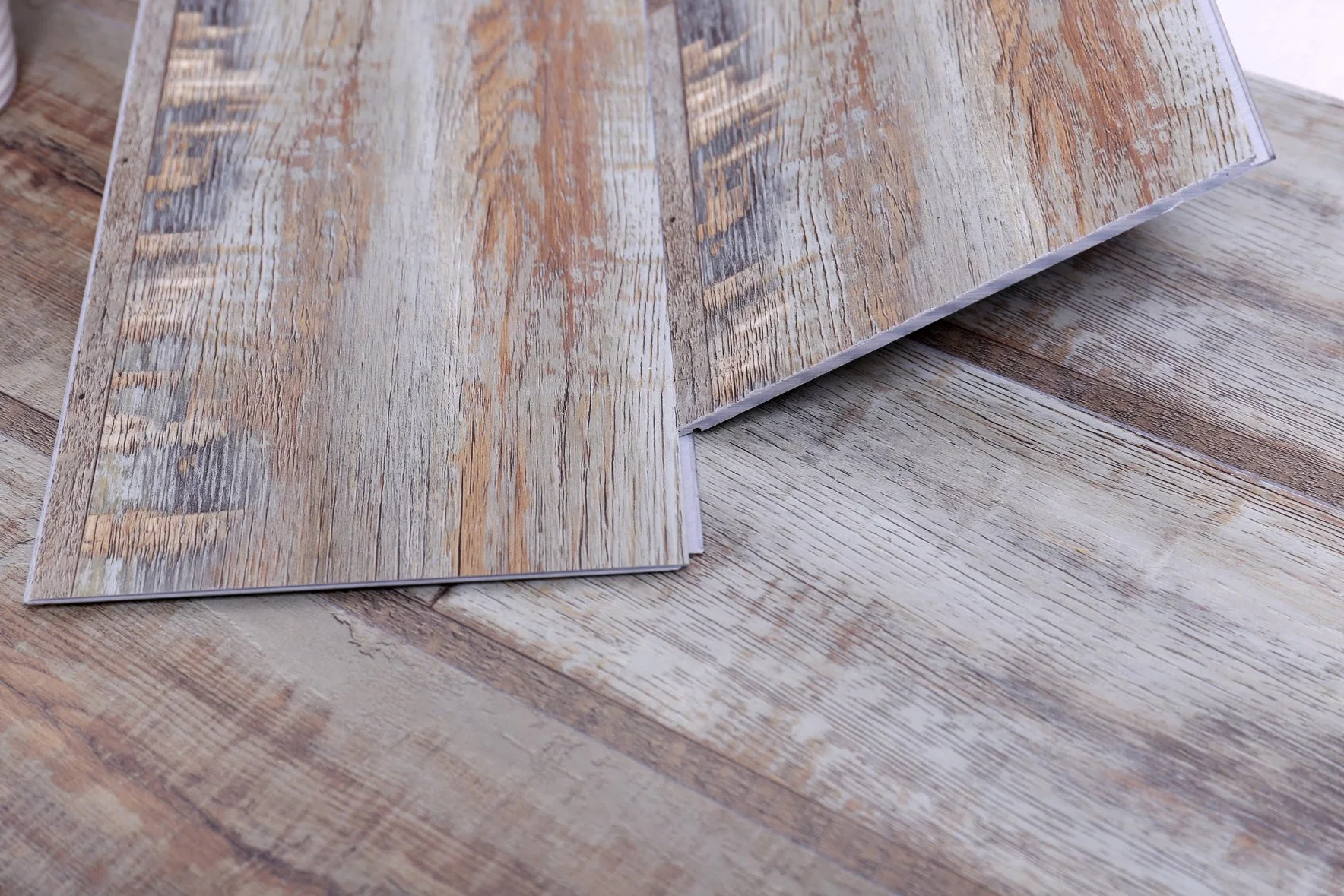 Unilin Click Wooden Color Waterproof and Moth-Proof of Spc Luxury Rigid Vinyl Plank Flooring Tiles