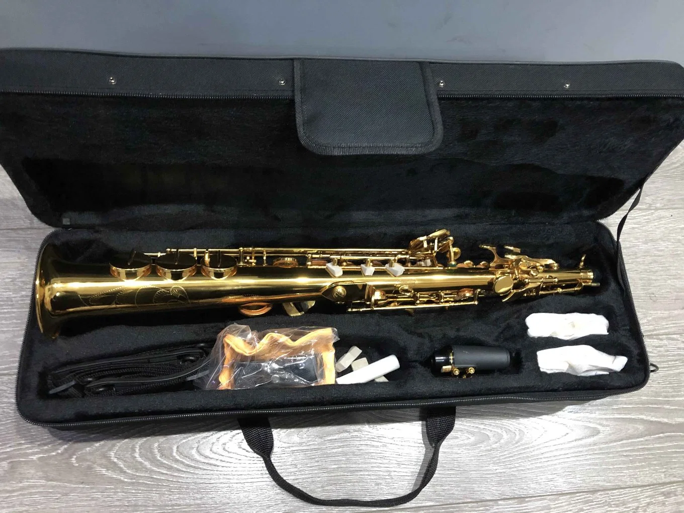 Bb Key Golden Lacquer Finish Professional Soprano Saxophone (ASS5506)