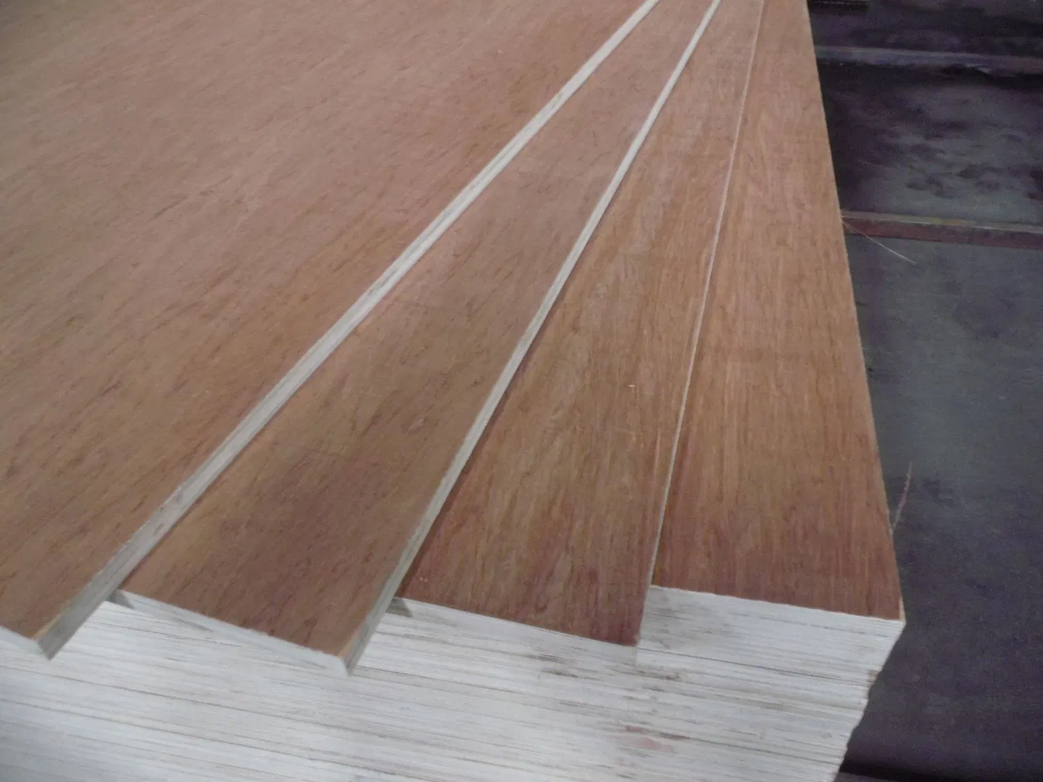 2.5mm 2.7mm Door Size Plywood Door Skin