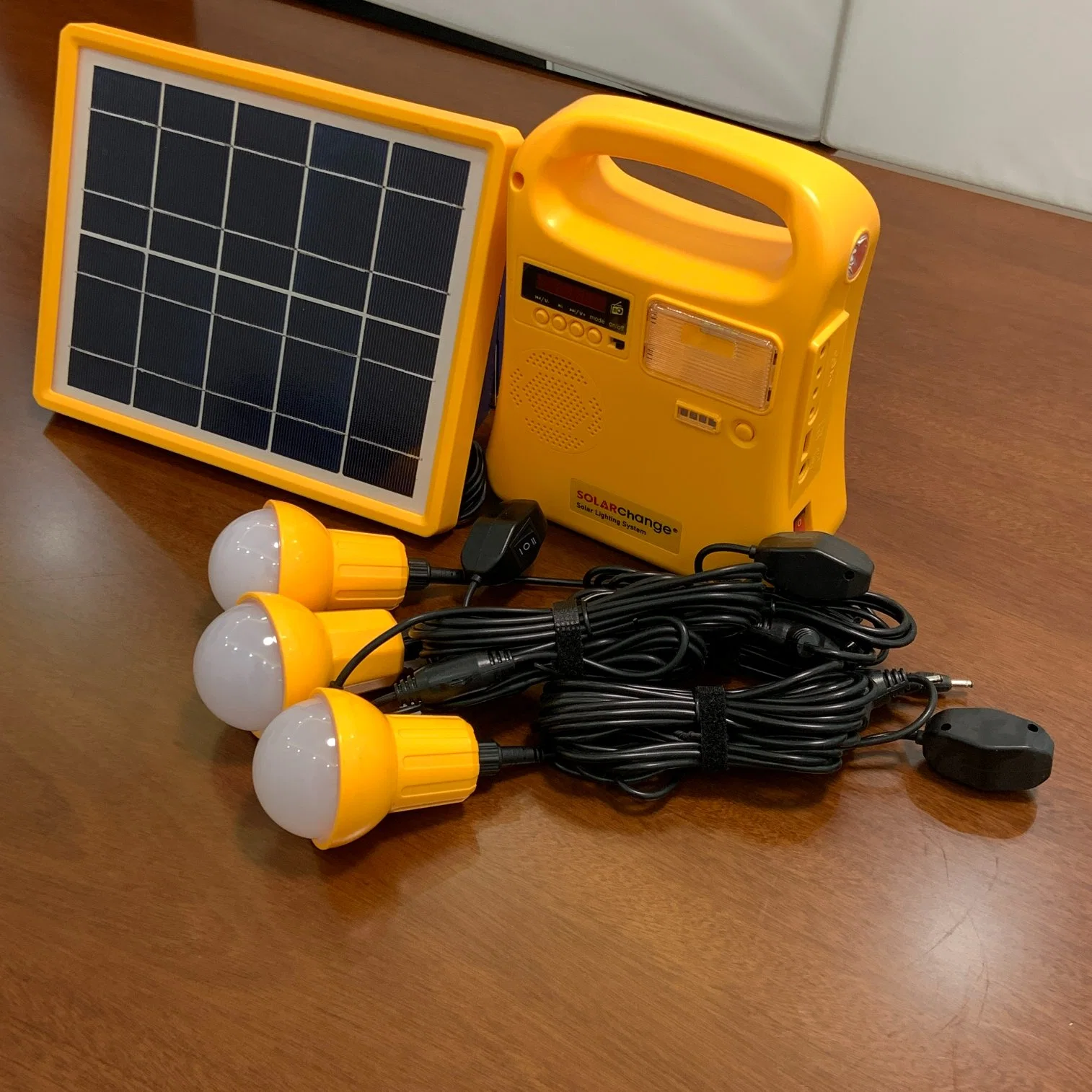 Sistema Solar Home para Kit de Panel Solar de Área no Eléctrica (SF-305 con Bluetooth/radio FM/cargador móvil/3pcs bombilla)