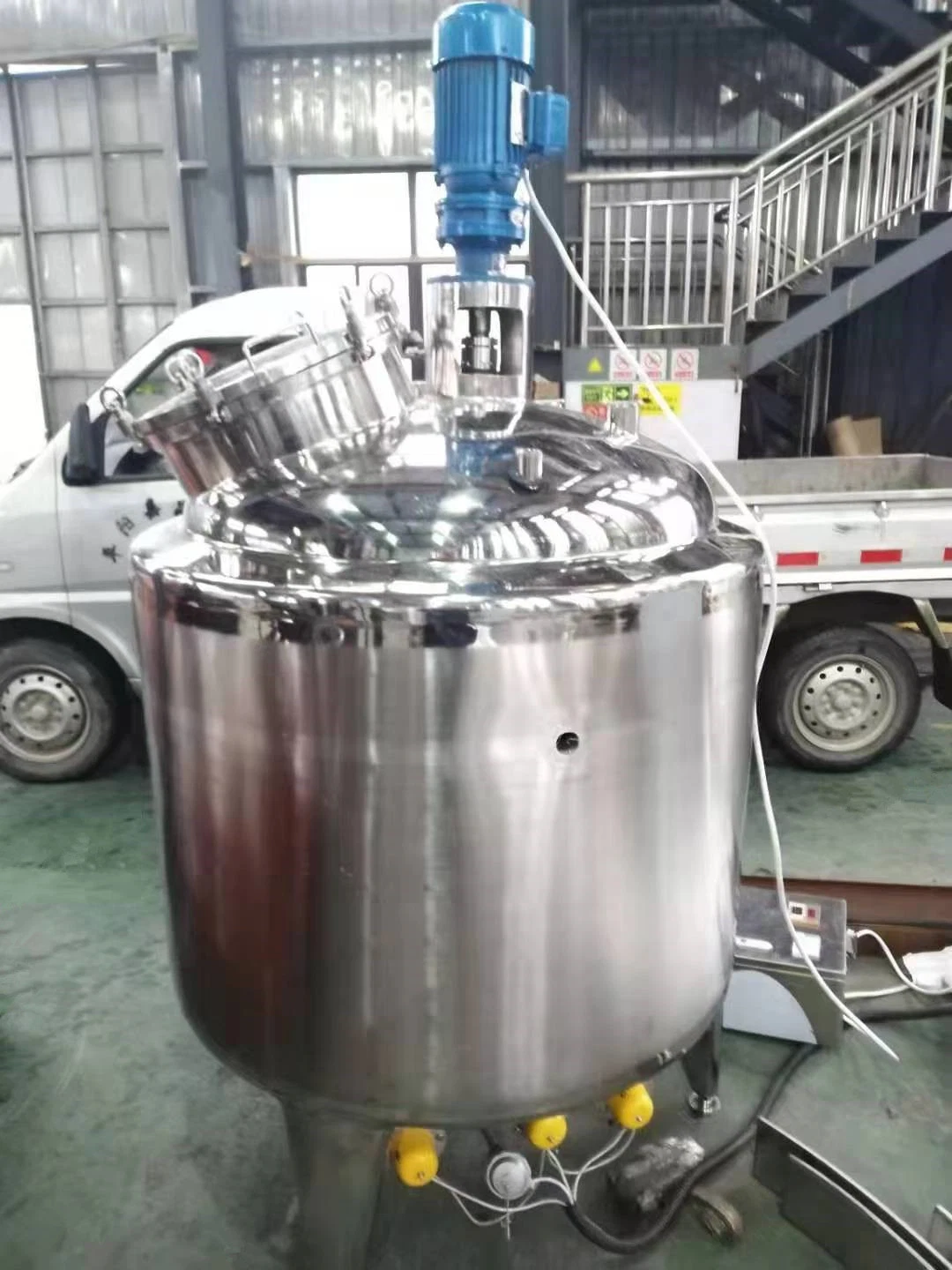 Explosion Proof Motor Stainless Steel Vacuum Heating Jacketed Mixer