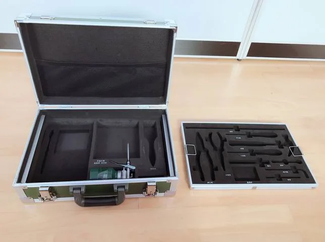 Military Aluminum Alloy Toolbox with Movable Pallets and Double Model (KeLi-Tool-5100)