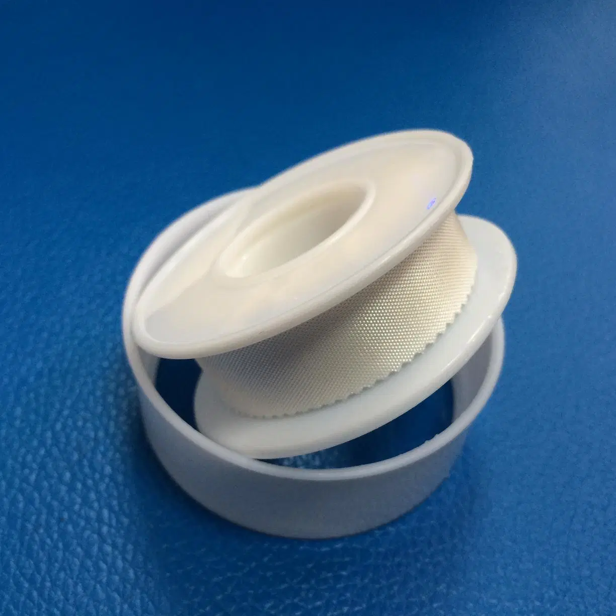 Medical First Aid Emergency Outdoor Silk Adhesive Breathable Therapy Flexible Tape 2.5cm*5/10m