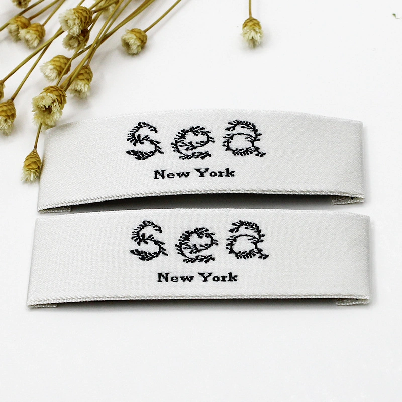 Customized High-Quality Woven Labels for High-End Clothing