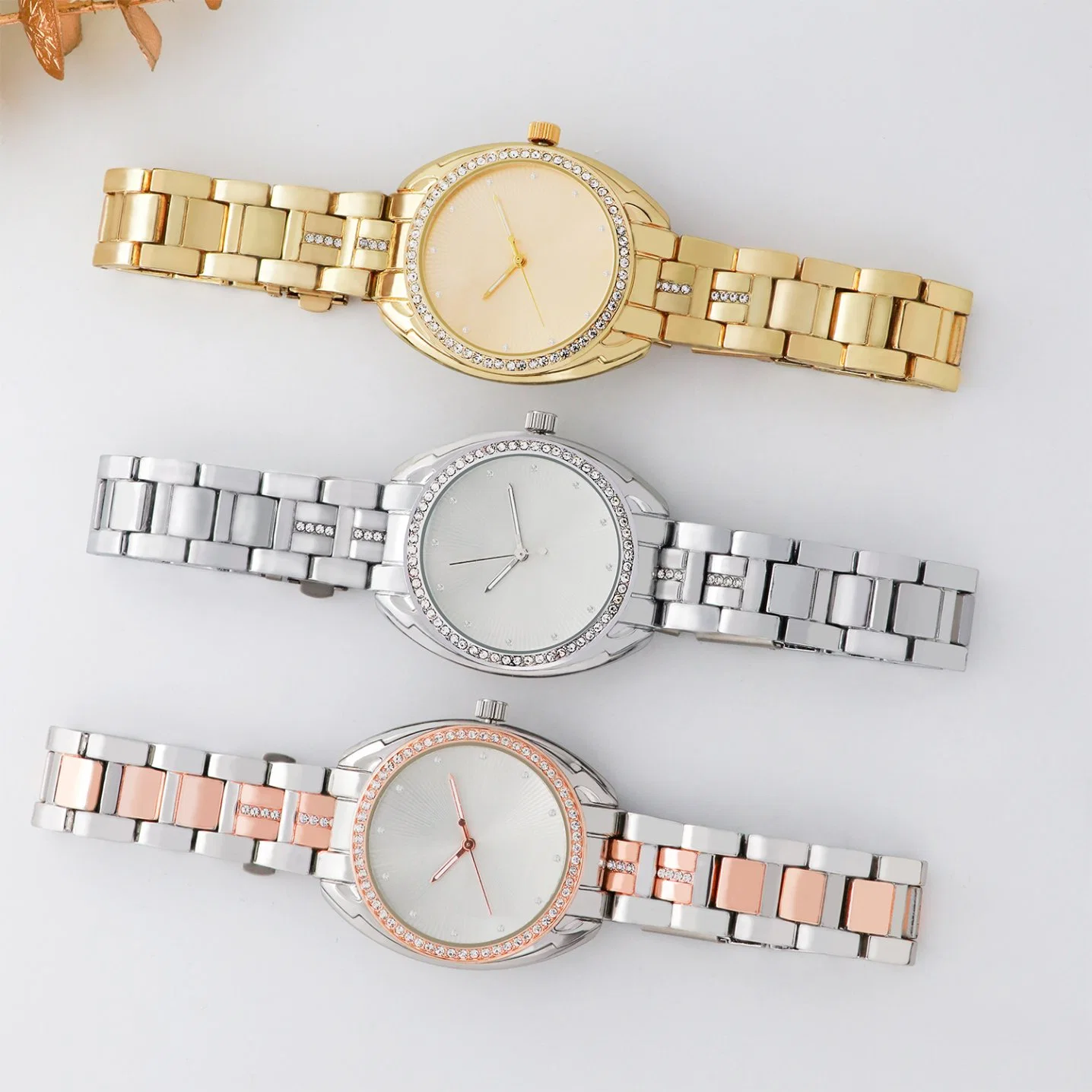 Stainless Steel Bangle Luxury Watches Wholesale/Supplier Hand Women Wrist Ladies Quartz Watches