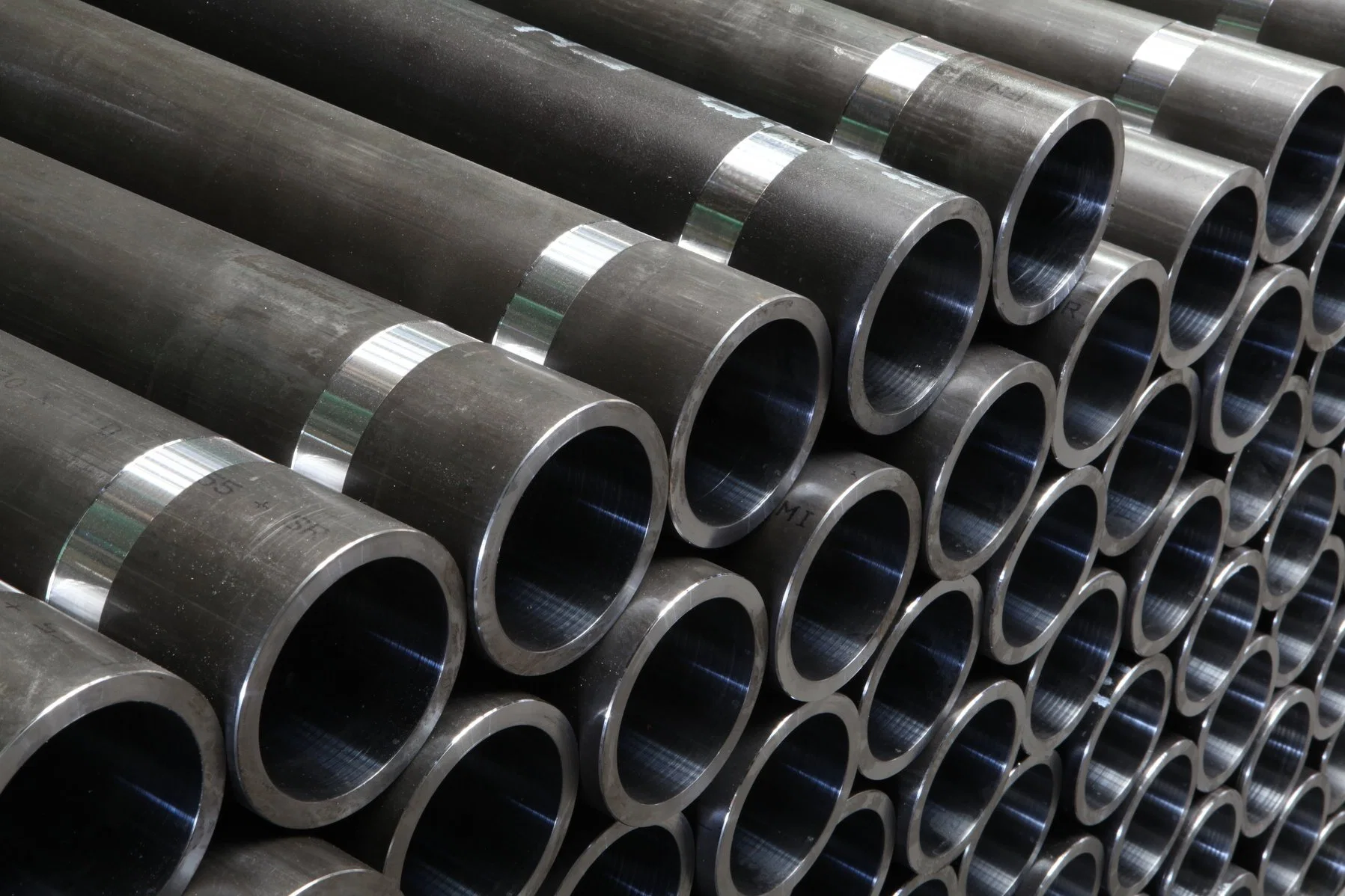 China Made ASTM API 5L X42-X80 Oil and Gas Carbon Seamless Steel Pipe/20-30 Inch Seamless Steel Pipe