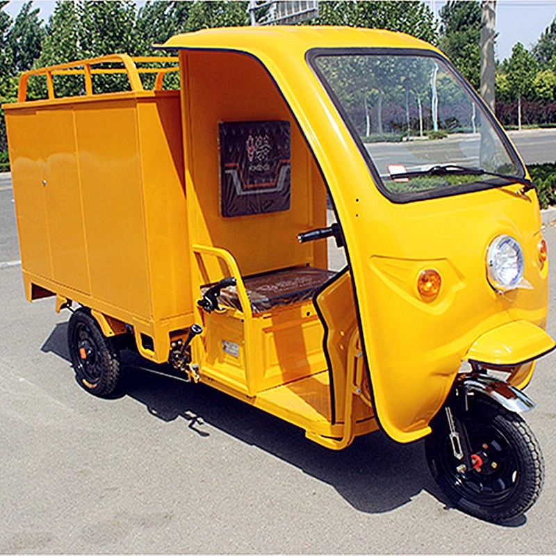 Belle et utile machine de lavage de voiture tricycle électrique populaire.