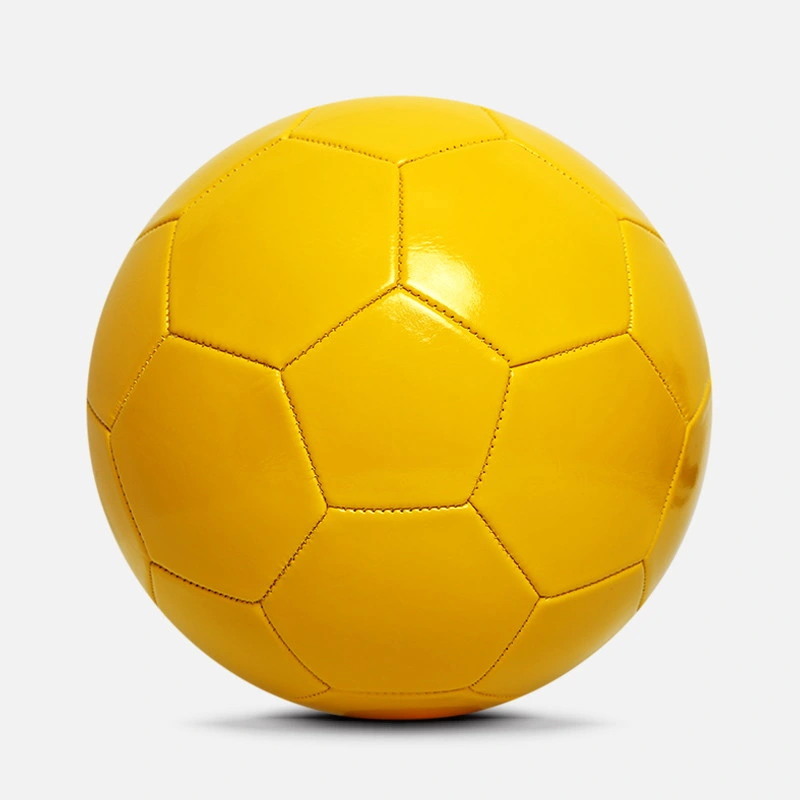 Pelota de fútbol promocional de PVC amarillo, económica.