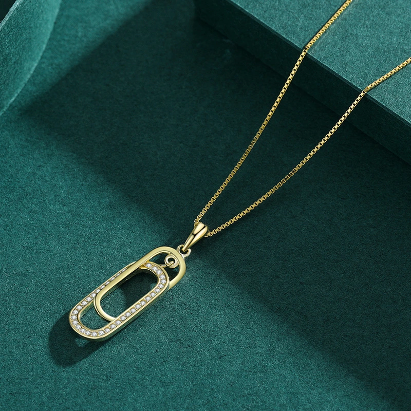Un style classique femmes Silver Necklace broche forme zircone 925 Sterling Silver Collier Pendentif chaîne