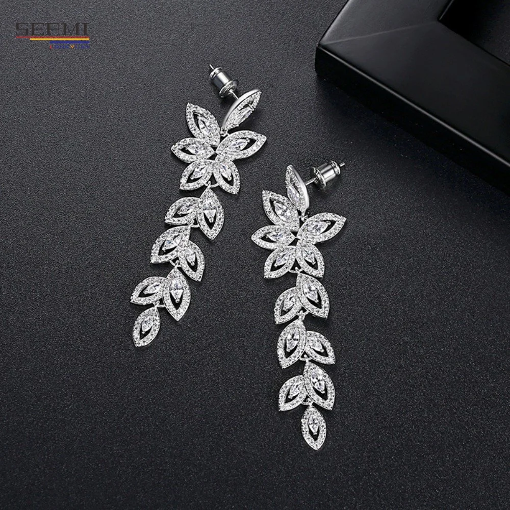 Factory Wholesale/Supplier AAA Zircon Brass Earrings for Women