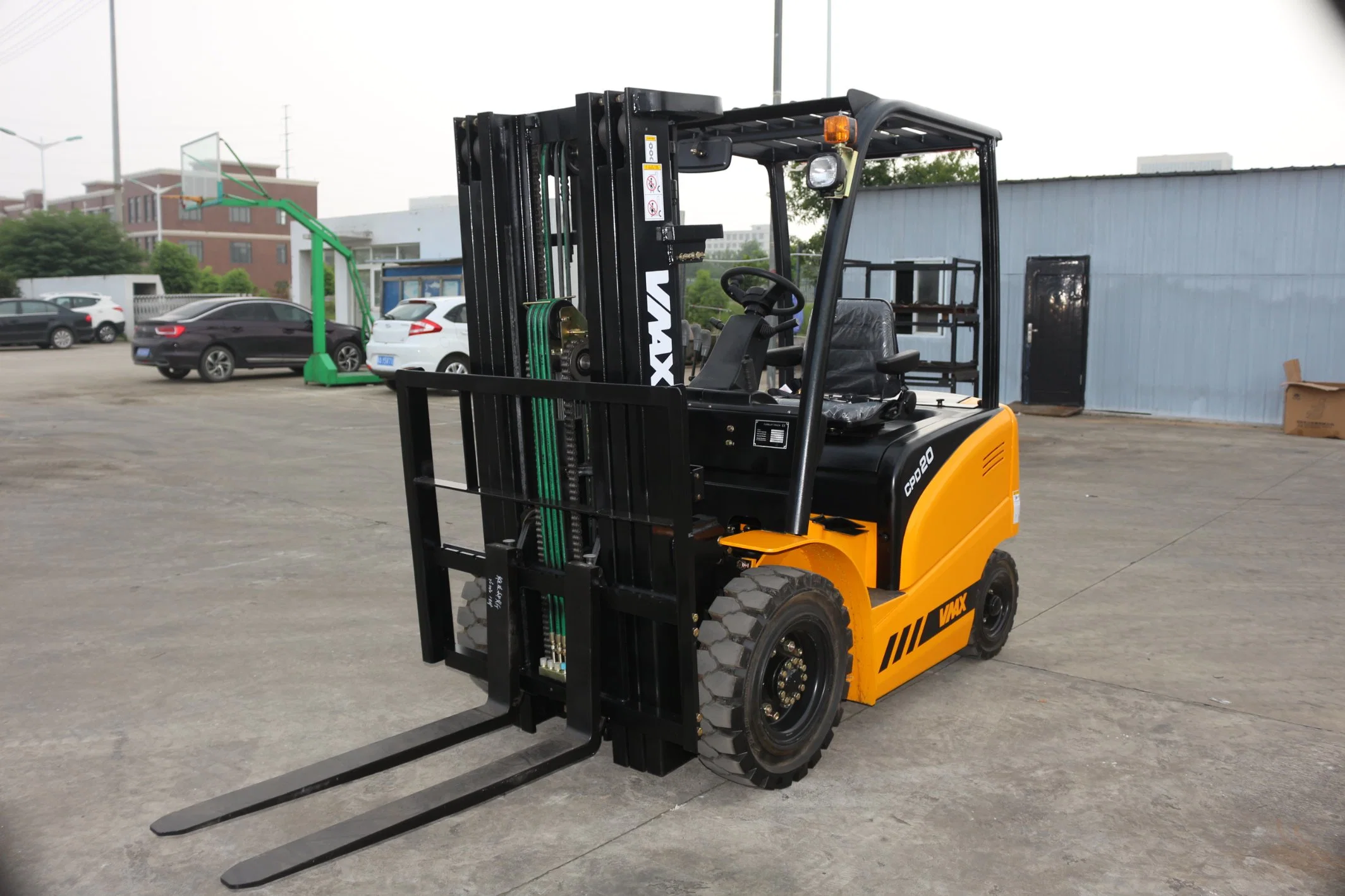 Capacity 2000kg 2 Ton Electric Forklift Truck with CE