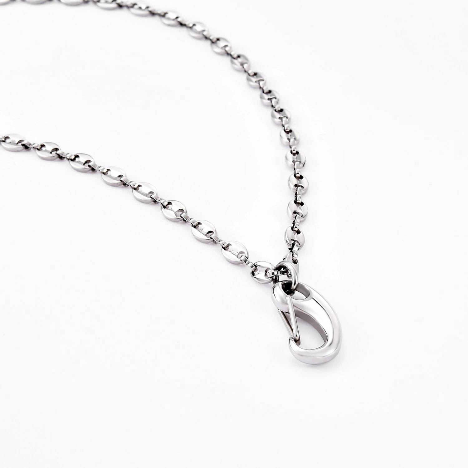 Fashion Stainless Steel Clasper Pendant Jewelry Coffee Bean Chain Necklace for Costume Matching