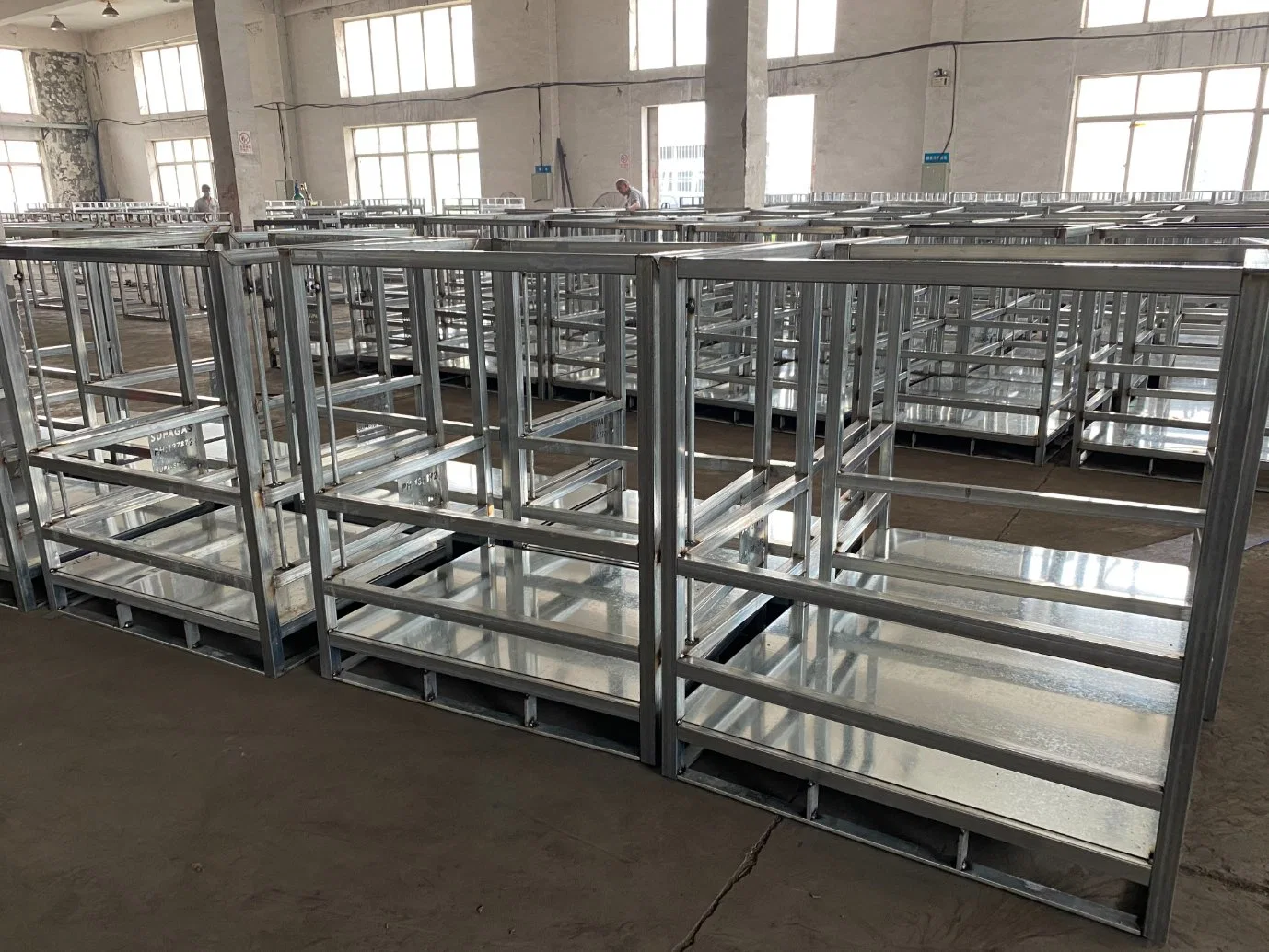 Customized Warehouse Storage Collapsible Foldable Stackable Metal Steel Wire Mesh Pallet Cage