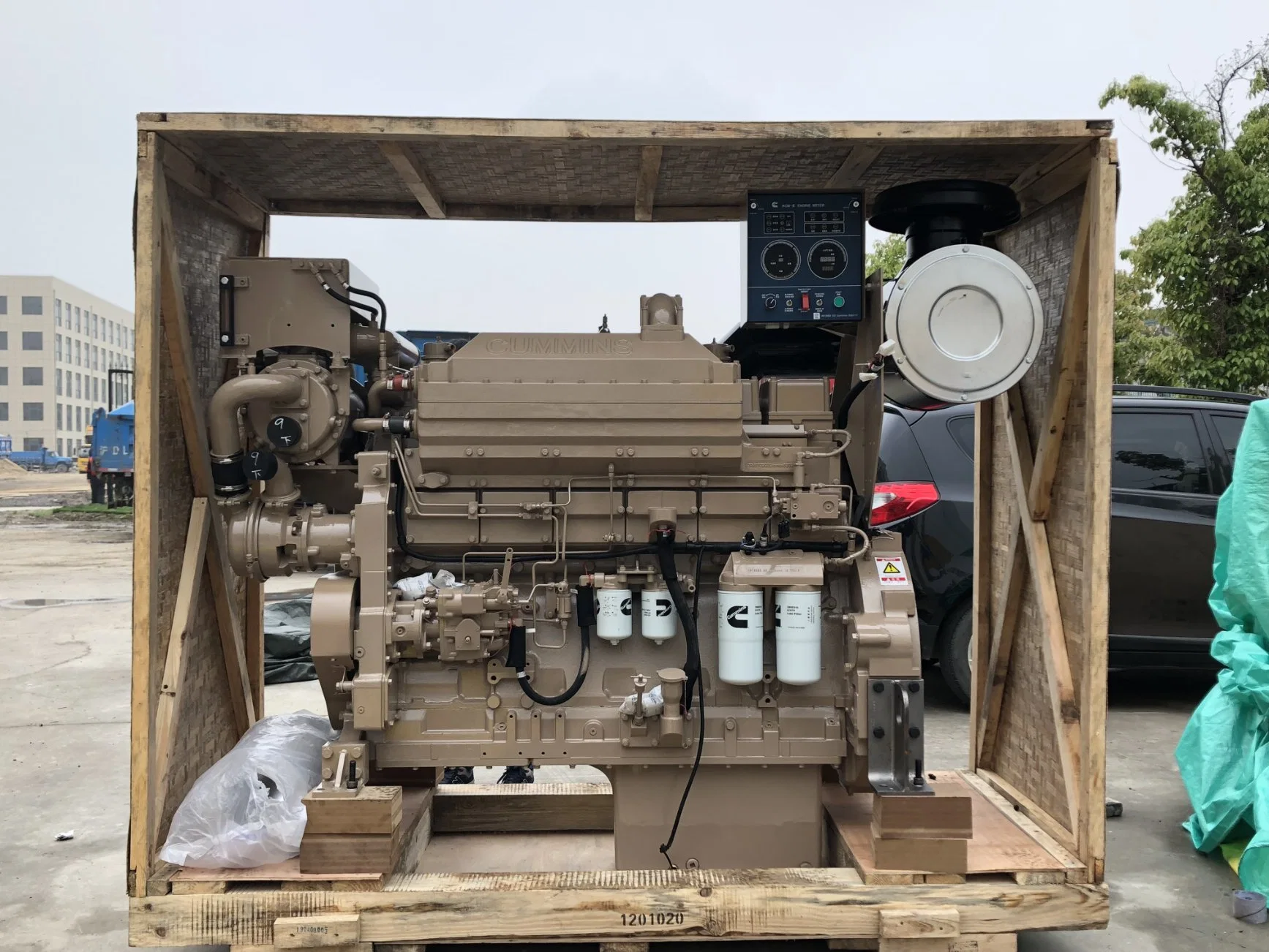 Brand New 4 Cylinders 4 Stroke Water Cooling Diesel Engine (4HF1)