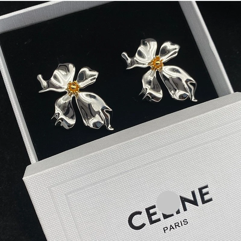 Famous Replicas Chanella Flower Earrings Women Jewelry Wedding Party Anniversary Jewerlry Accessories