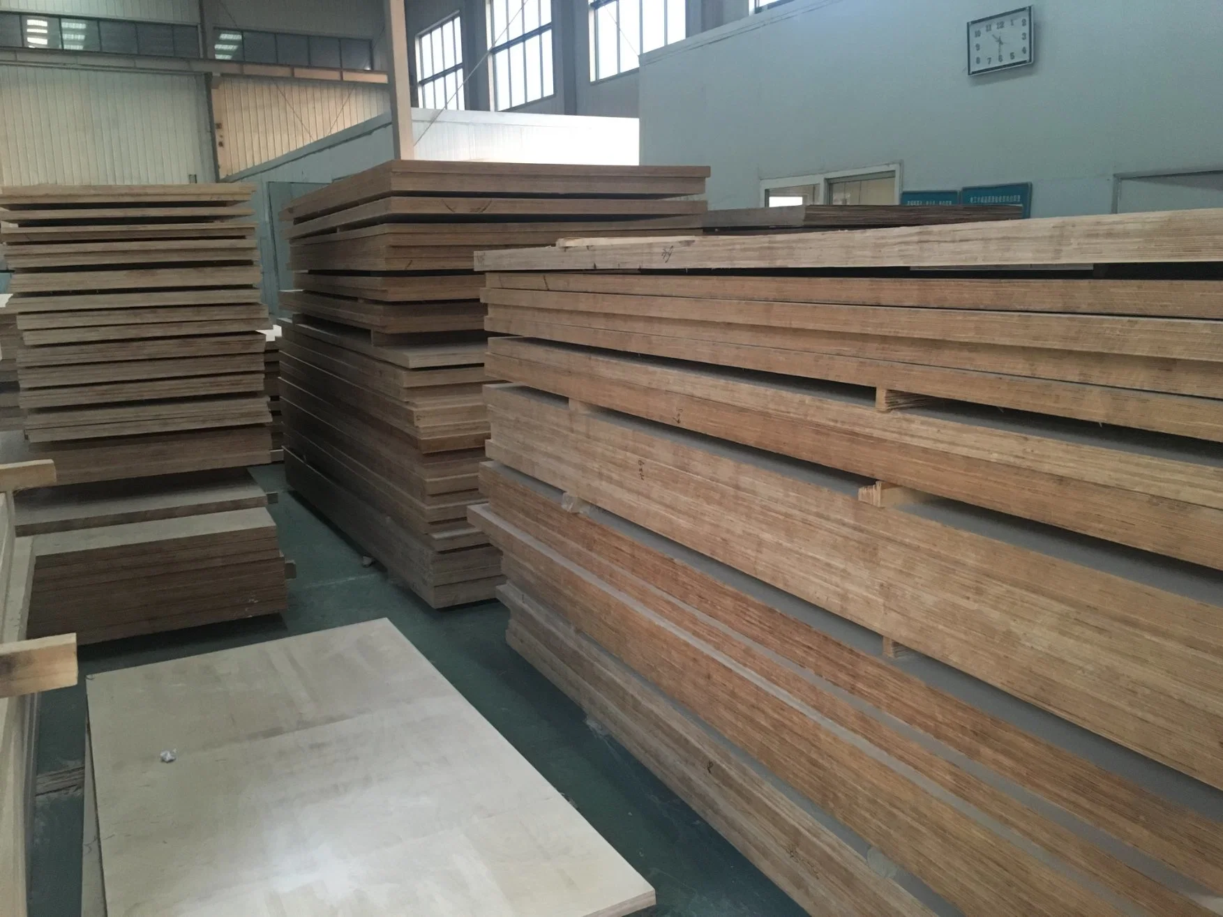 KP 20222 Hoja de Madera laminada / Contrachapado / Hoja de Premwood 40mm Tabla gruesa En stock