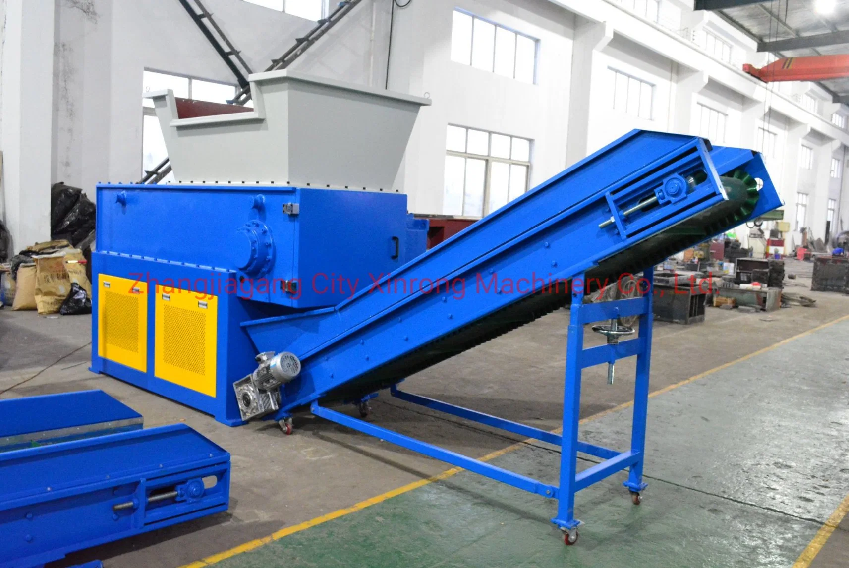 Single Shaft for Waste Plastic Recycling PE PP ABS Pet PC HDPE PVC Nylon Lumps and Blocks