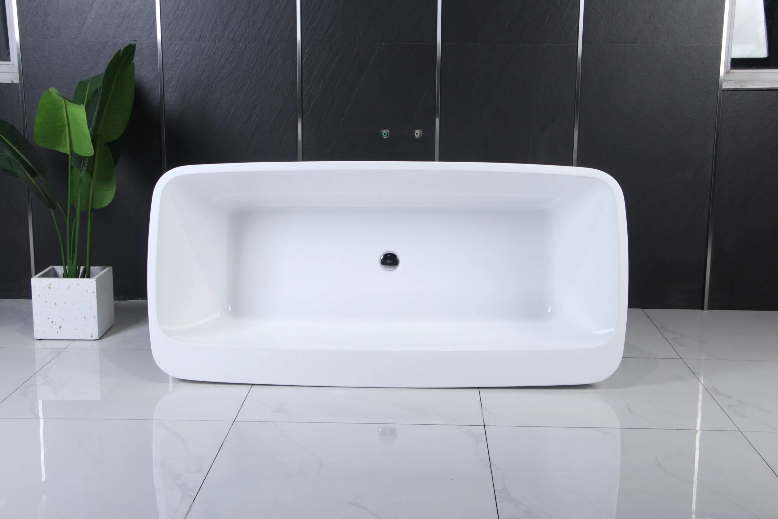 71&quot; CE, Cupc Ellipse Freestanding Antique Bath Tub