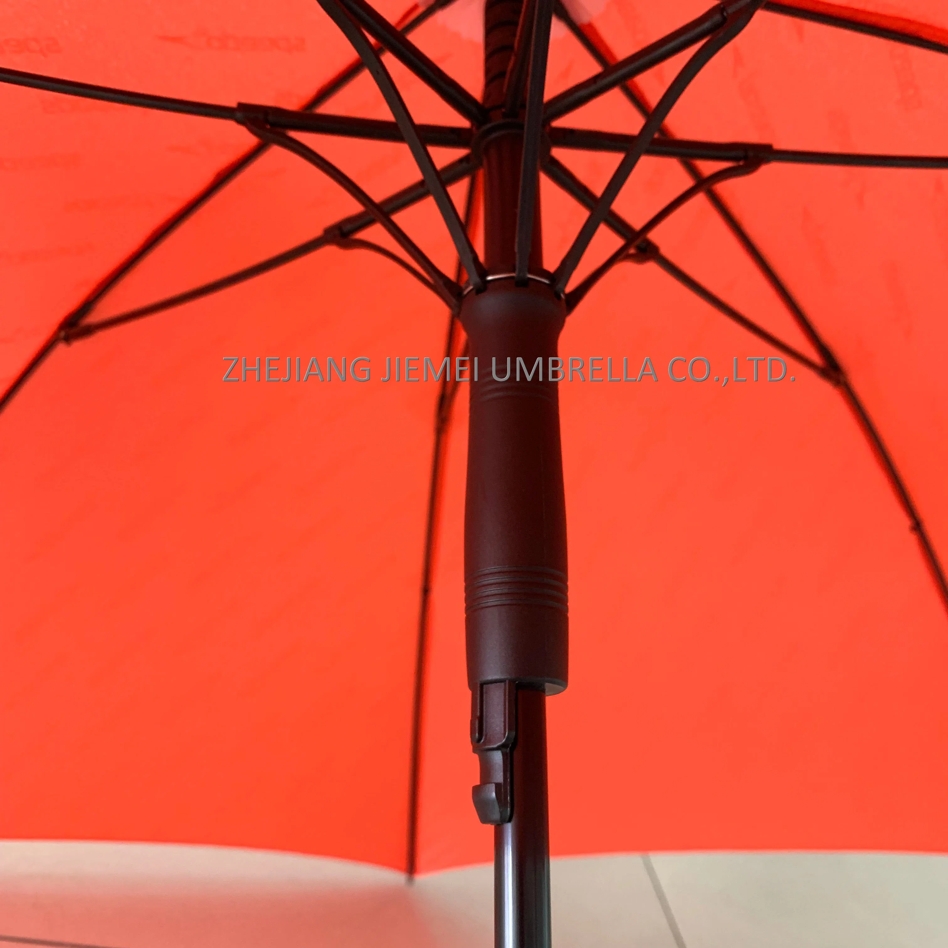 Unsichtbarer Gerader Regenschirm Mit Rahmen Und Prägung Aus Stoff