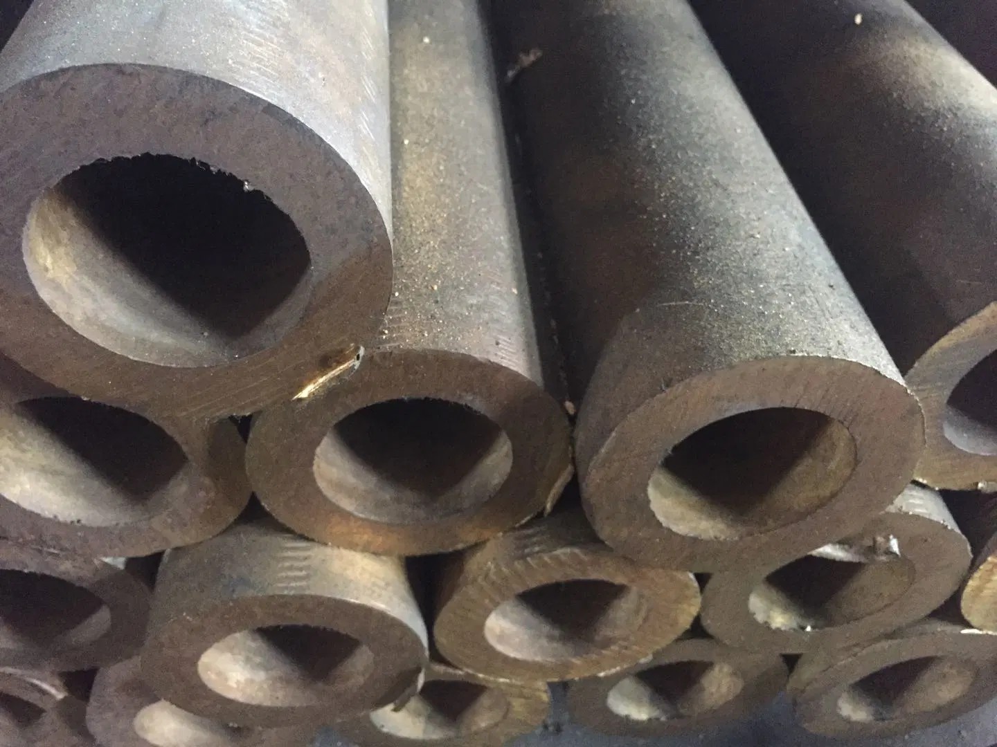 Copper Bar Round Bar, Flat Bars, Hollow Bar,Brass , Copper Nickel,Copper Alloy, Copper Bars,C7060, C11000,C12200 Bar, C68700, ASTM, DIN, Eemua 234, Nickel Alloy